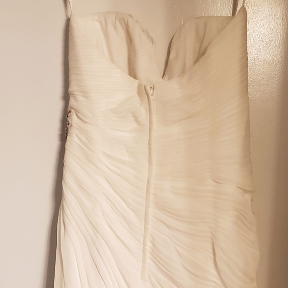 David's Bridal Wedding Dress - Picture 6 of 9